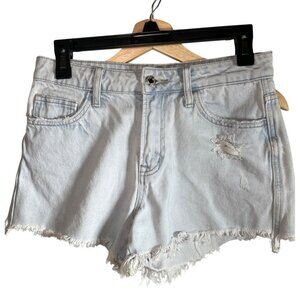 Vervet junior’s Light‎ Wash Distressed  Denim Shorts With Frayed Hem